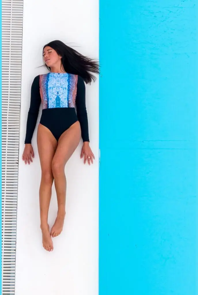 Long-Sleeved Circle Swimsuit - LongSleevedCircle fuerteventura esmeralda front2