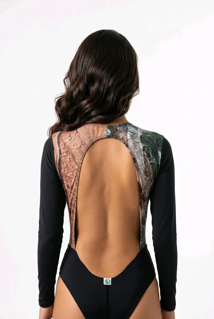 Long-Sleeved Circle Swimsuit - LongSleevedCircle lanzarote famaraplaya back